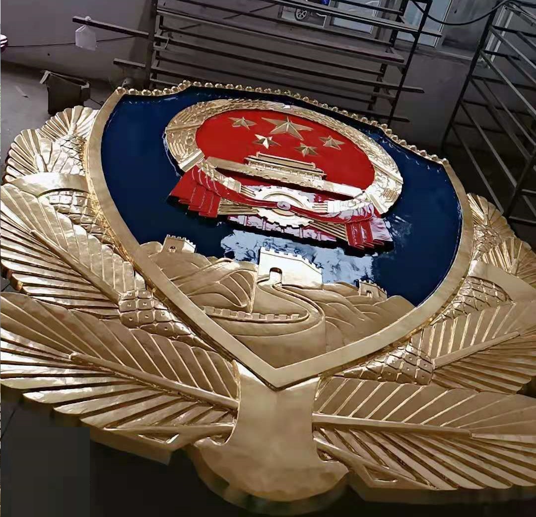 警徽定制过程中常见的设计误区有哪些