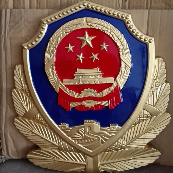警徽的颜色和图案代表了什么